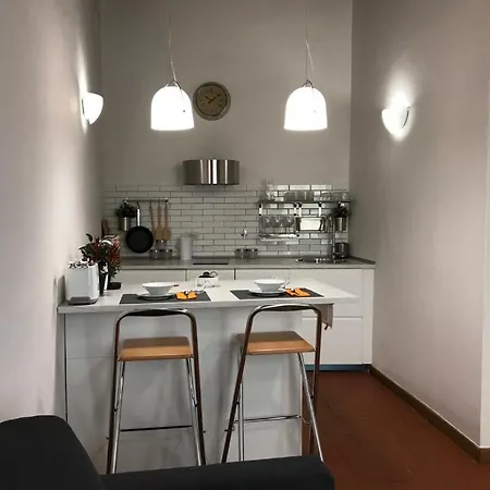 Sant'ambrogio Studio Apartment