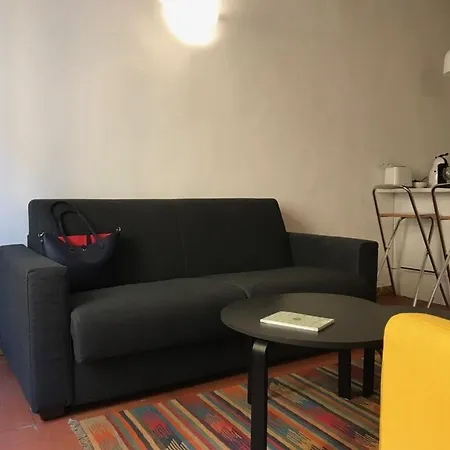 Sant'ambrogio Studio Apartment *